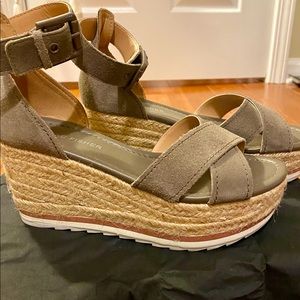 Marc Fisher wedge sandals